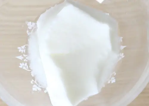 yogurt natural con limon para aclarar la piel
